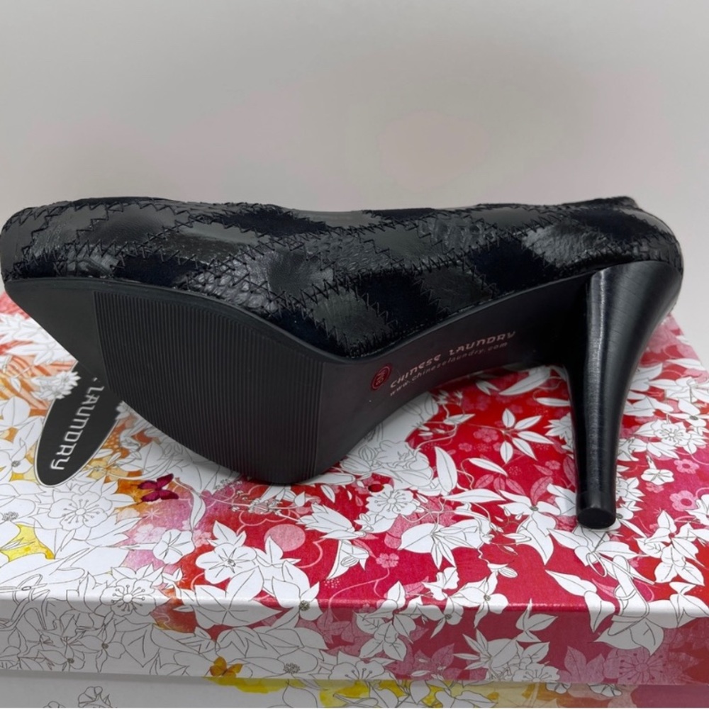New in box Chinese Laundry Ready Patchwork Heels Black - Picture 9 of 10